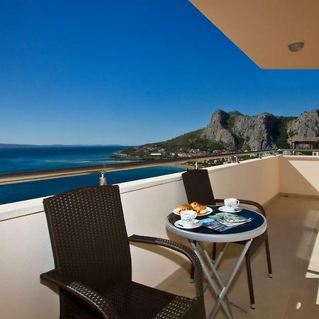Villa Omis Michy - Family House For Big And Small Groups 外观 照片