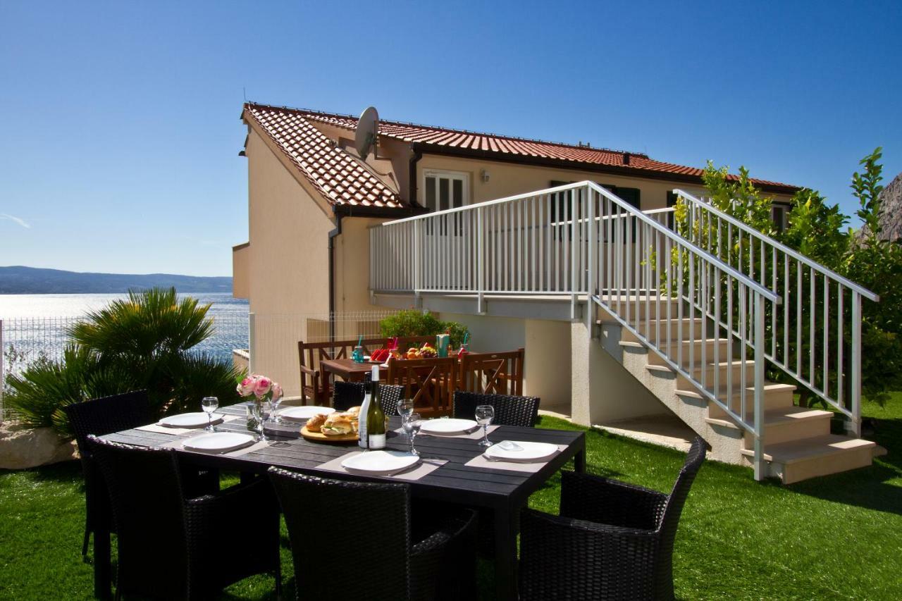 Villa Omis Michy - Family House For Big And Small Groups 外观 照片