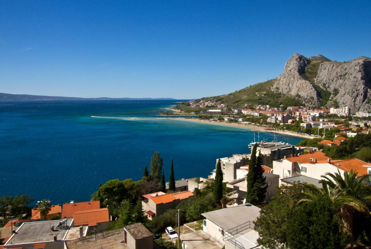 Villa Omis Michy - Family House For Big And Small Groups 外观 照片