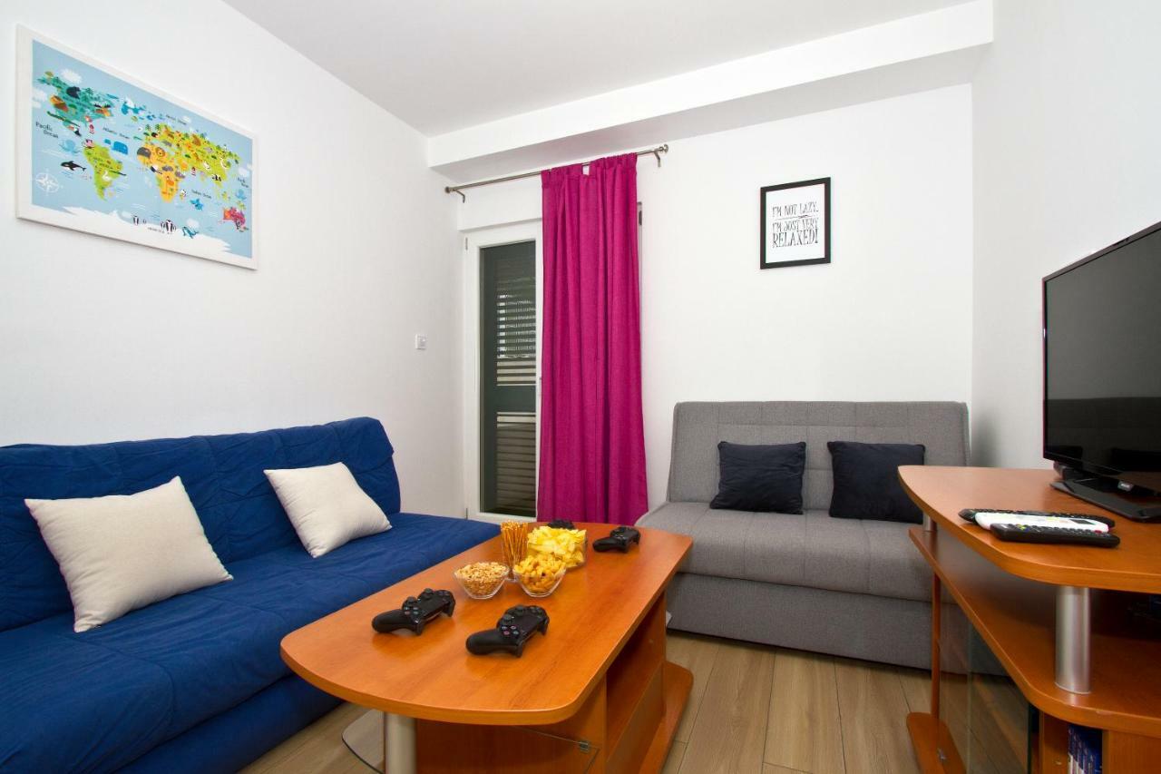 Villa Omis Michy - Family House For Big And Small Groups 外观 照片